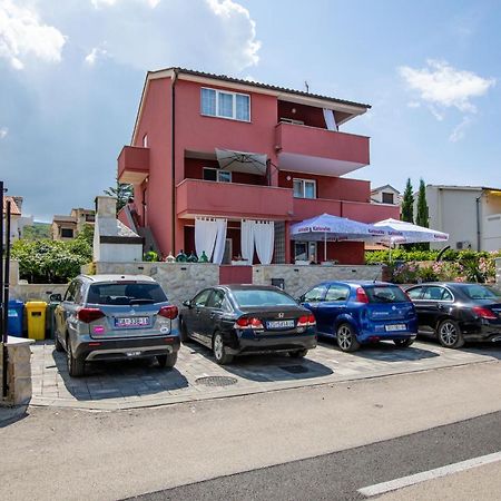 Apartments Mare Punat Luaran gambar