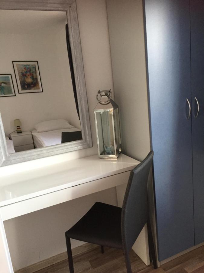 Apartments Mare Punat Luaran gambar