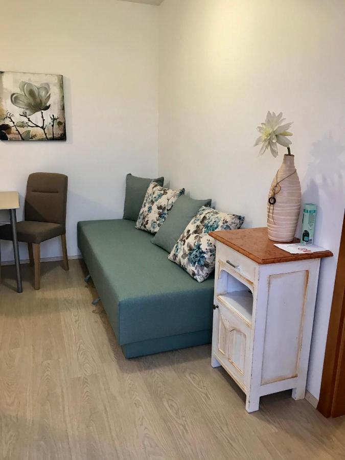 Apartments Mare Punat Luaran gambar