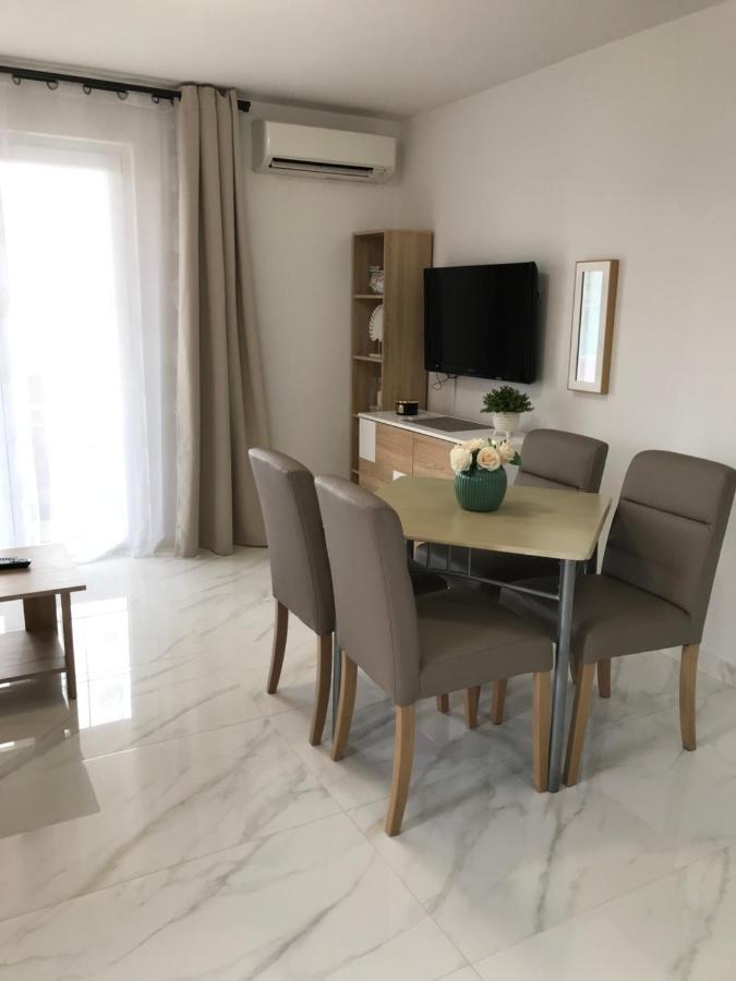 Apartments Mare Punat Luaran gambar