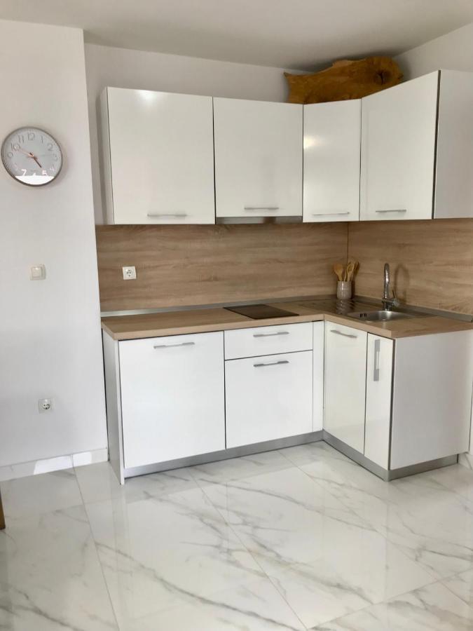 Apartments Mare Punat Luaran gambar