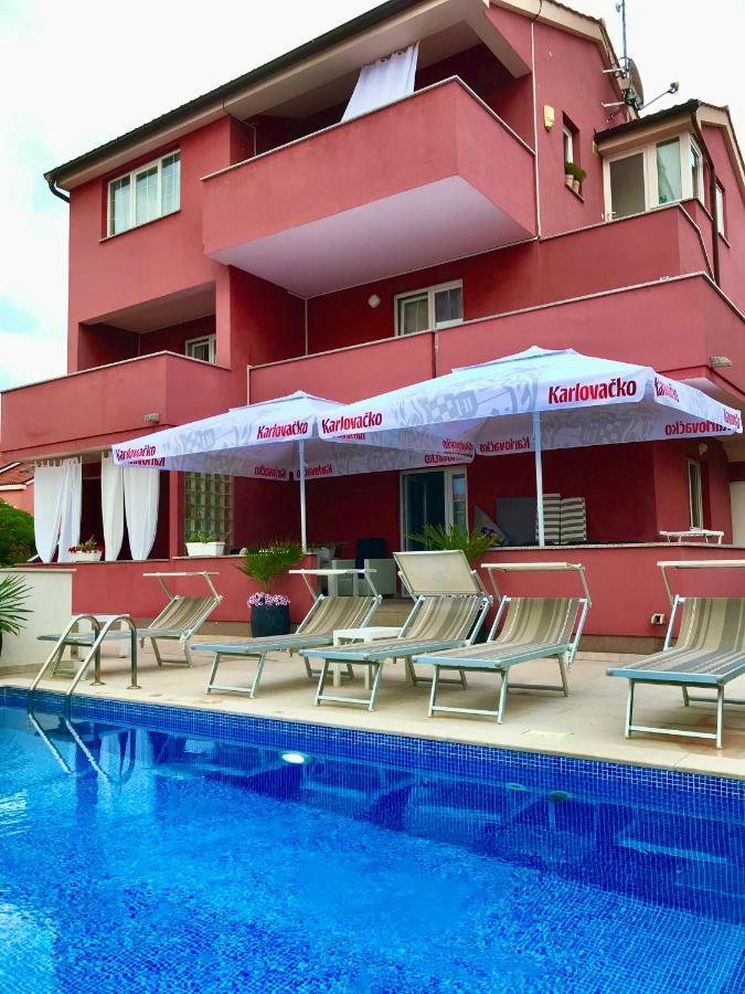 Apartments Mare Punat Luaran gambar