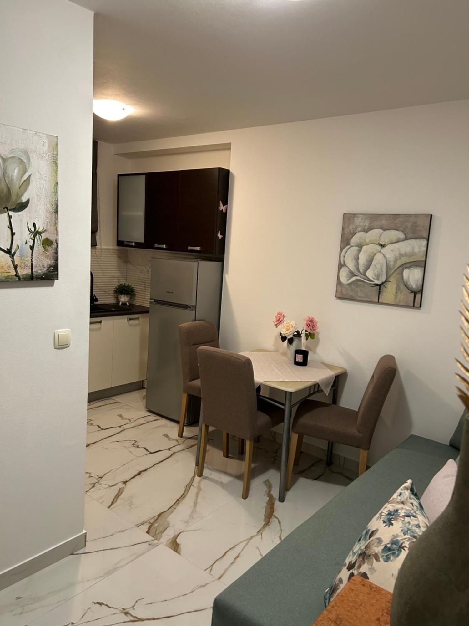 Apartments Mare Punat Luaran gambar